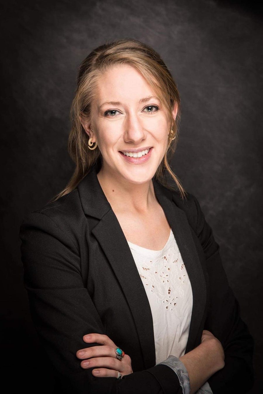 Dr. Zoe Gordon